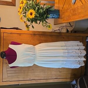 Charlotte Russe Sleeveless MIDI Dress